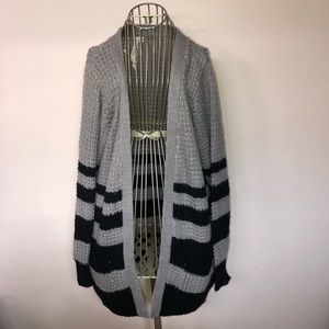 BELLATRIX  STRIPPED CARDIGAN